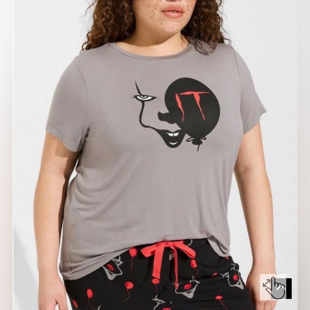 Torrid Warner Bros IT Super Soft Sleep Tee Size 3X